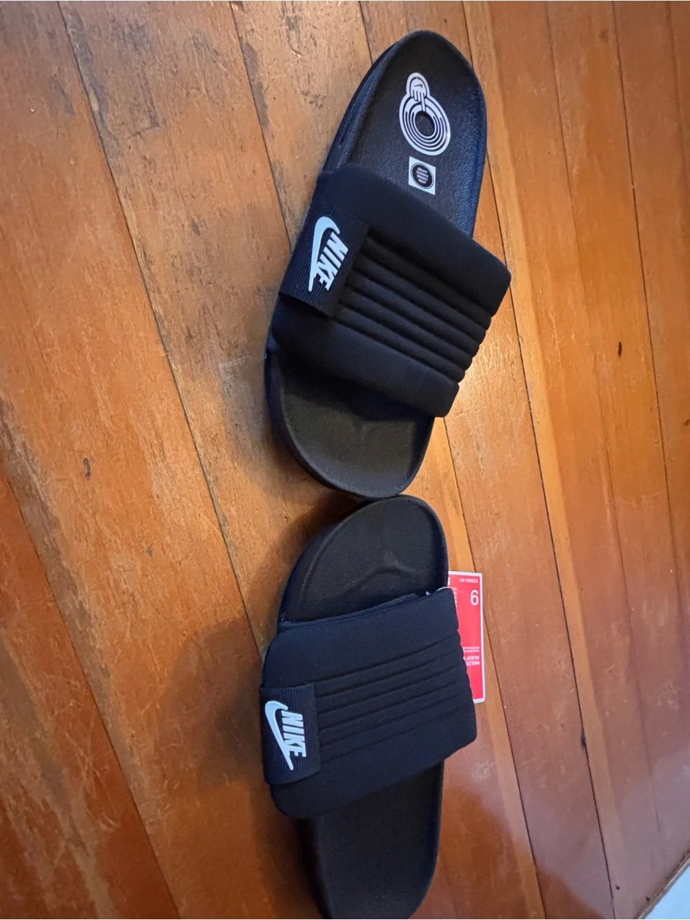 BNWT Men’s Nike slides